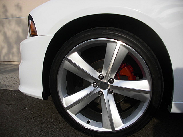 ChargerWhite2011/24e60.JPG
