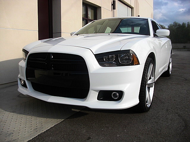 ChargerWhite2011/24e58.JPG