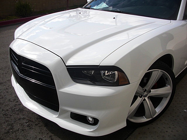 ChargerWhite2011/24e9.JPG