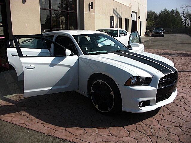 ChargerWhite2011/24s48.JPG