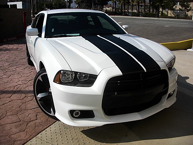 ChargerWhite2011/24s48.JPG