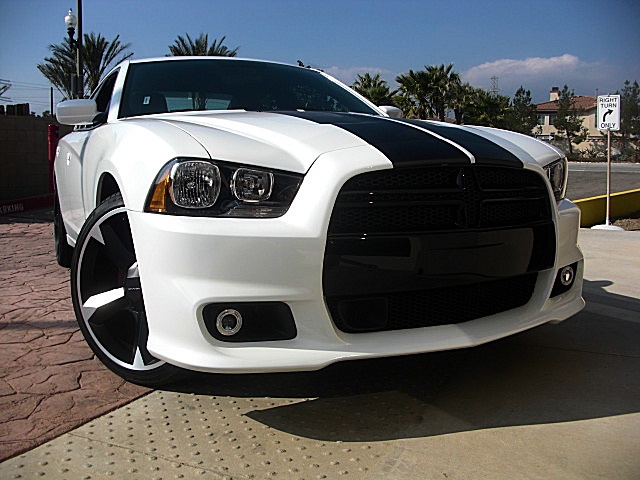ChargerWhite2011/24s48.JPG