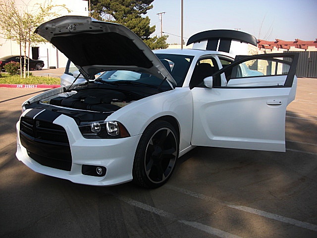ChargerWhite2011/24s48.JPG