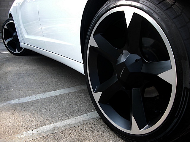 ChargerWhite2011/24s57.JPG