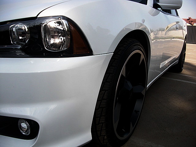 ChargerWhite2011/24s57.JPG
