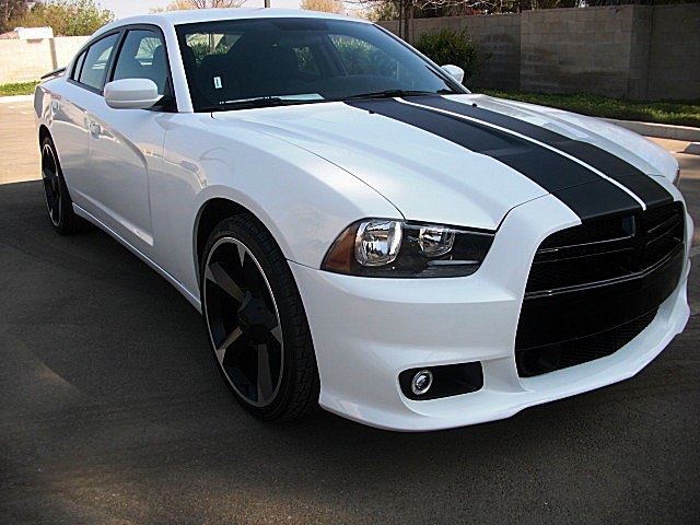 ChargerWhite2011/24s74.JPG