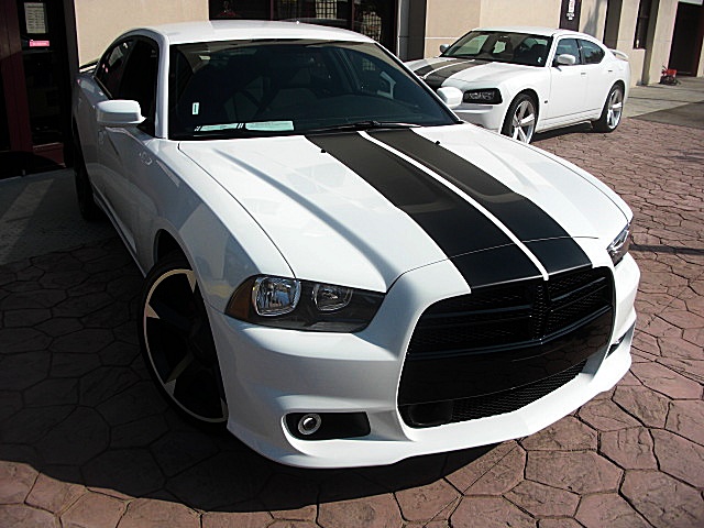 ChargerWhite2011/24s48.JPG