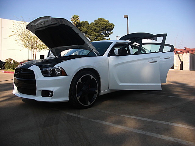 ChargerWhite2011/24s87.JPG