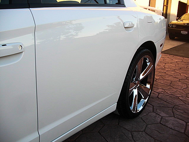 ChargerWhite2011/25a9.JPG