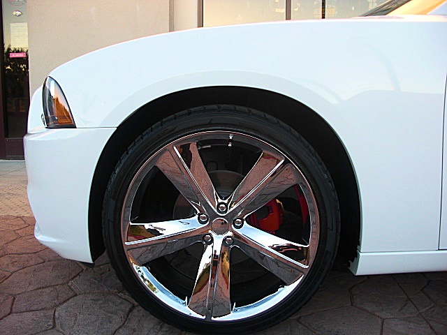 ChargerWhite2011/25a43.JPG