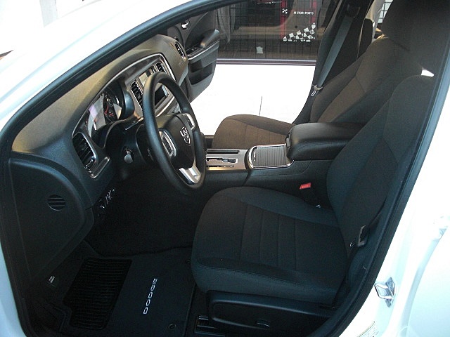 ChargerWhite2011/25a54.JPG