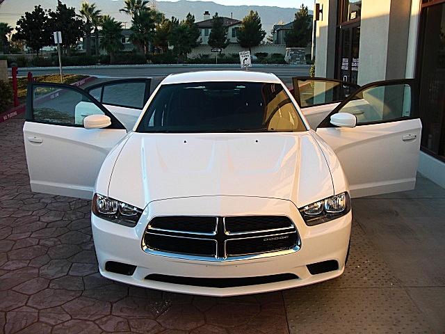 ChargerWhite2011/25a48.JPG