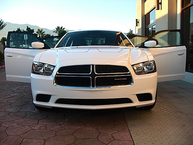 ChargerWhite2011/25a48.JPG