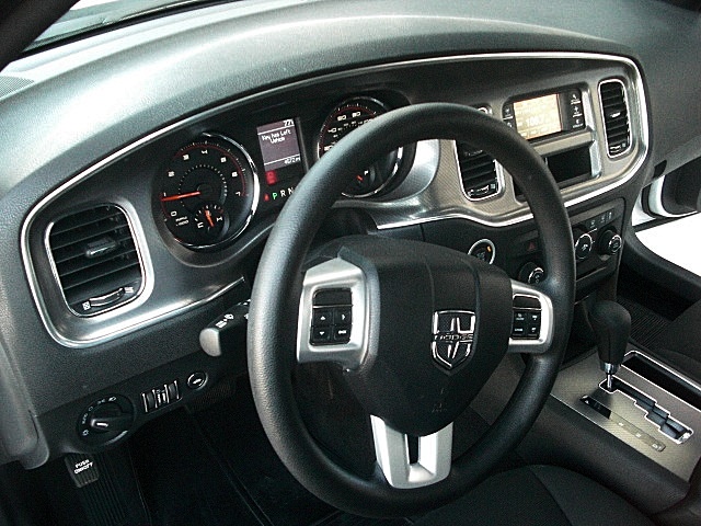 ChargerWhite2011/25a54.JPG