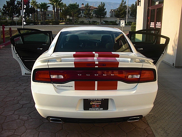 ChargerWhite2011/25a120.JPG