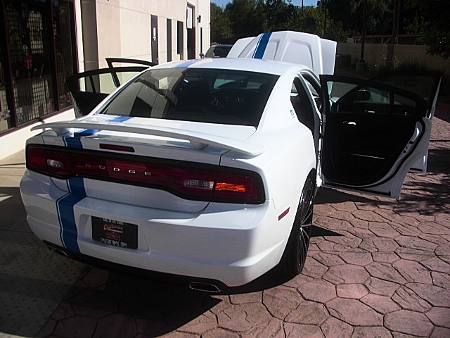 ChargerWhite2011/25aa22.JPG