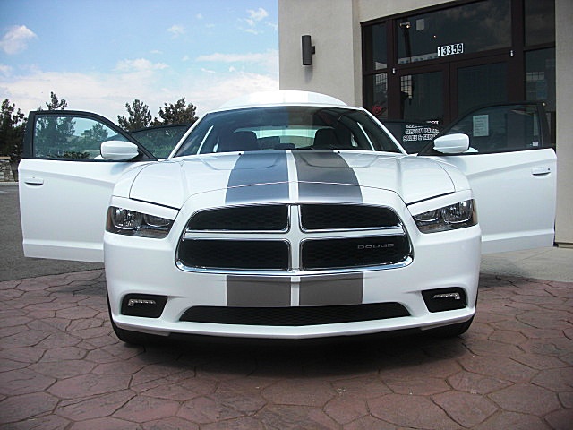 ChargerWhite2011/25e43a.JPG