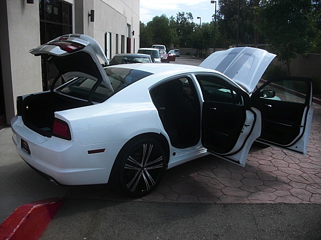 ChargerWhite2011/25e43a.JPG