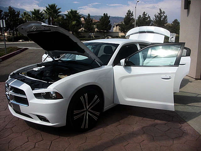 ChargerWhite2011/25e43a.JPG