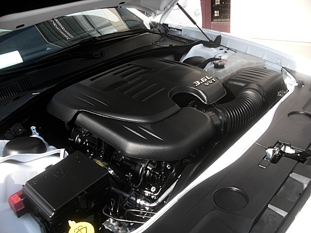 ChargerWhite2011/25e62.JPG