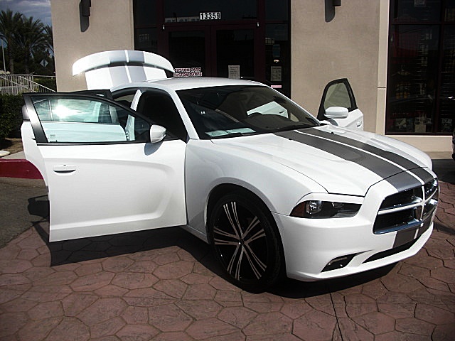 ChargerWhite2011/25e43a.JPG