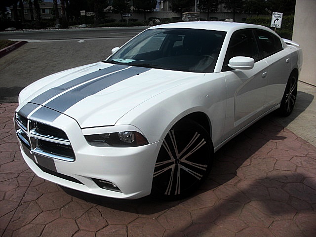 ChargerWhite2011/25e43a.JPG