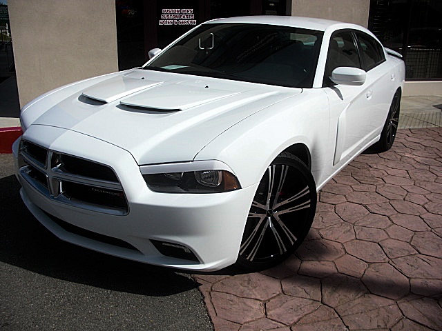 ChargerWhite2011/25s23.JPG
