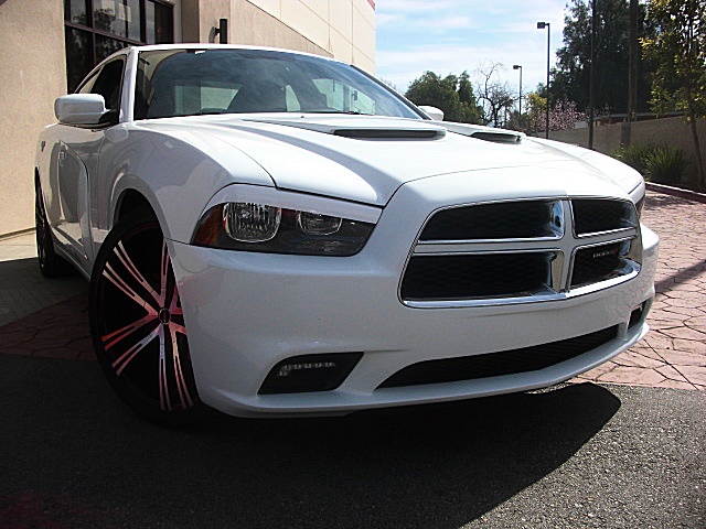 ChargerWhite2011/25s23.JPG