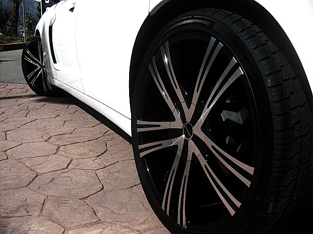 ChargerWhite2011/25s23.JPG