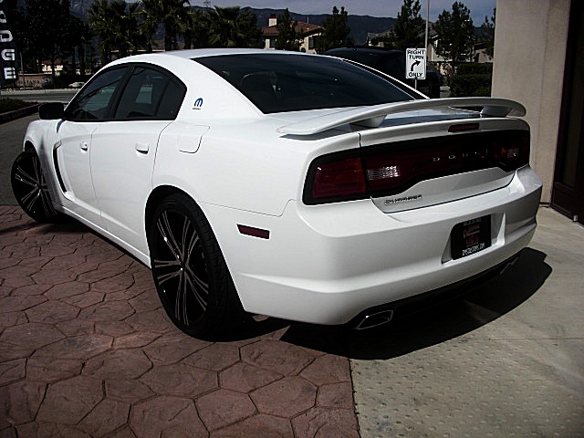ChargerWhite2011/25s23.JPG