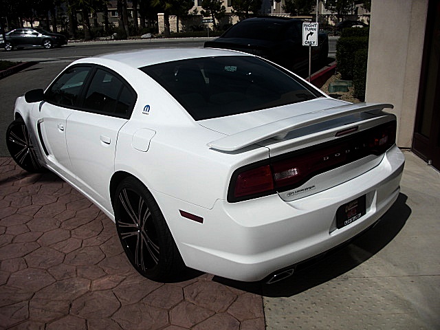 ChargerWhite2011/25s23.JPG