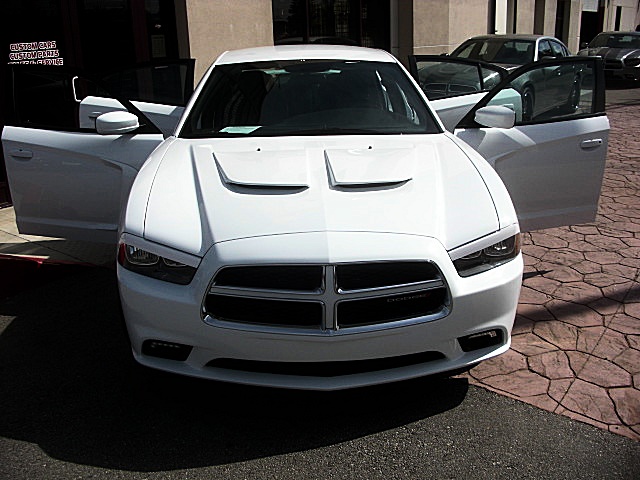 ChargerWhite2011/25s23.JPG