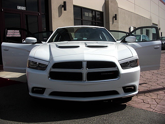 ChargerWhite2011/25s23.JPG