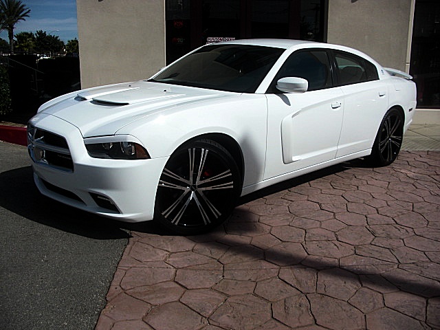 ChargerWhite2011/25s23.JPG
