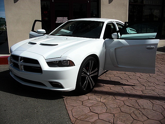 ChargerWhite2011/25s23.JPG