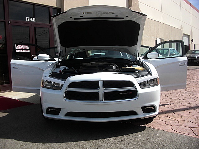 ChargerWhite2011/25s64.JPG