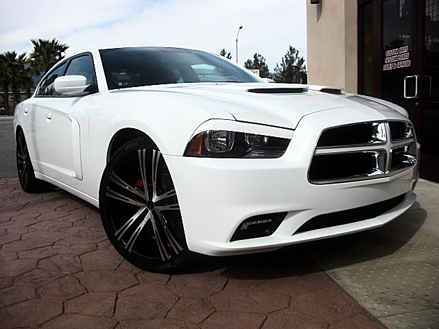 ChargerWhite2011/25s64.JPG