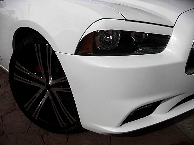 ChargerWhite2011/25s73.JPG