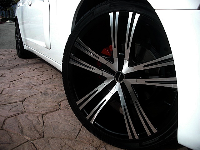 ChargerWhite2011/25s73.JPG