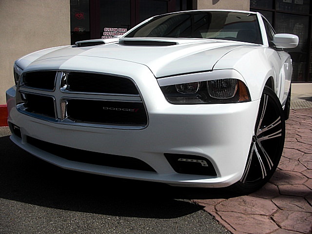 ChargerWhite2011/25s23.JPG
