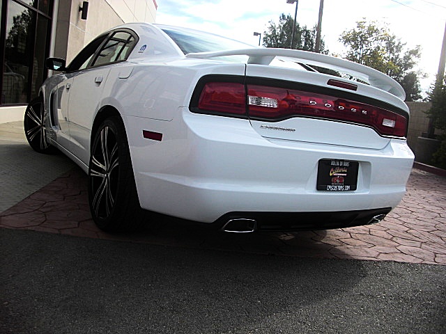 ChargerWhite2011/25s64.JPG