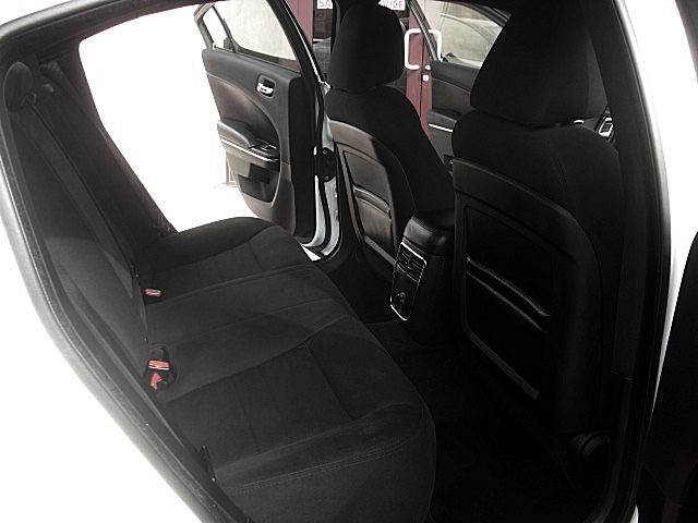 ChargerWhite2011/25s73.JPG