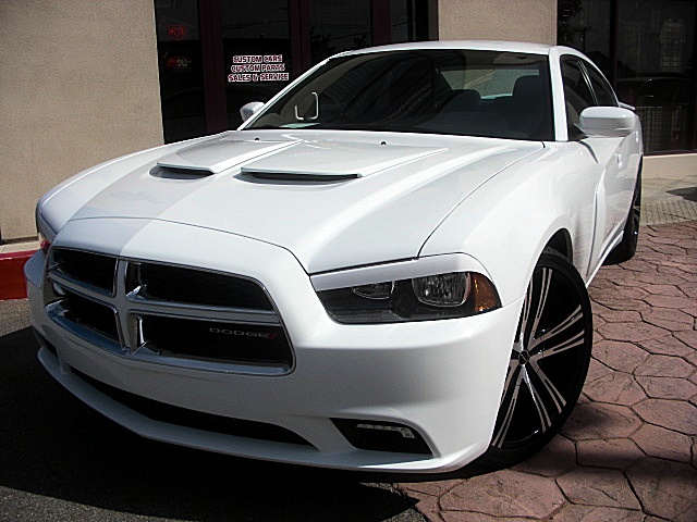 ChargerWhite2011/25s23.JPG