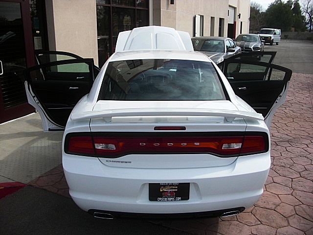 ChargerWhite2011/25s64.JPG