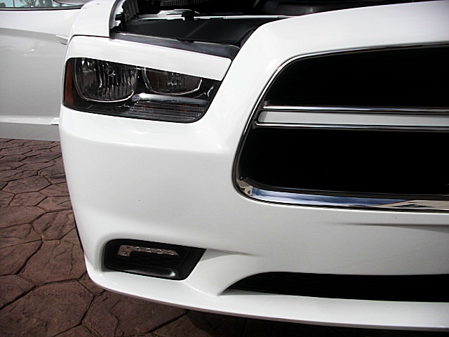 ChargerWhite2011/25s73.JPG