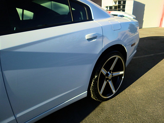 ChargerWhite2011/25v42.JPG