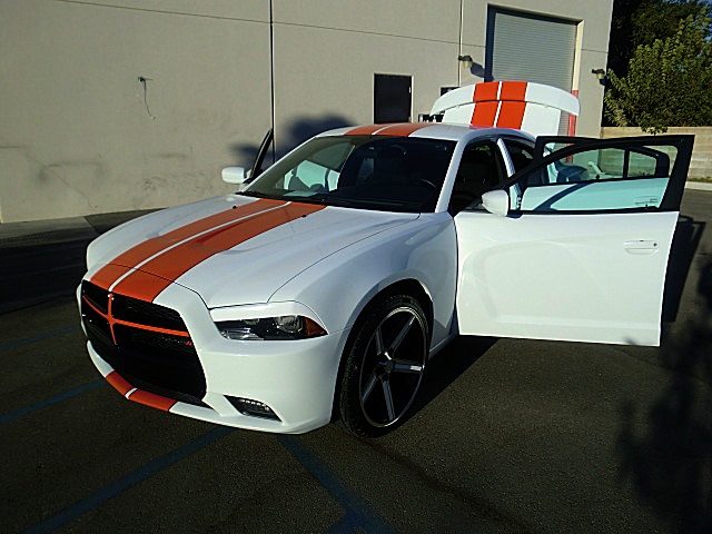 ChargerWhite2011/25v46.JPG