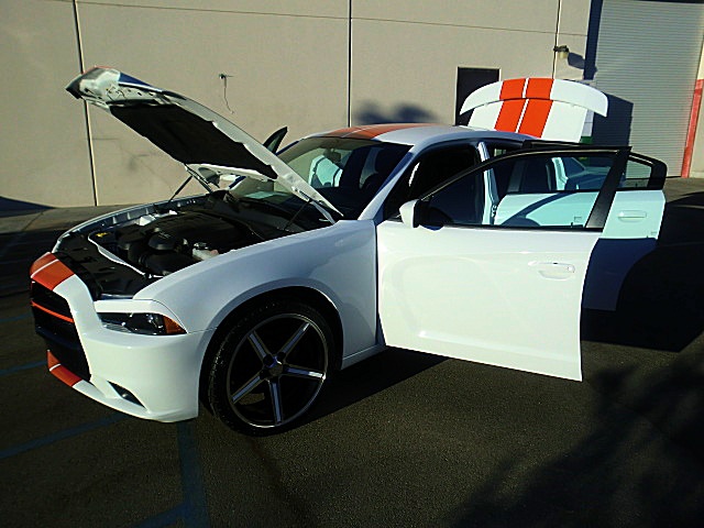ChargerWhite2011/25v46.JPG