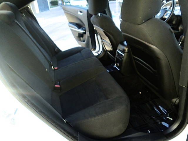 ChargerWhite2011/25v42.JPG