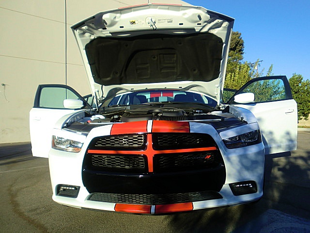 ChargerWhite2011/25v46.JPG